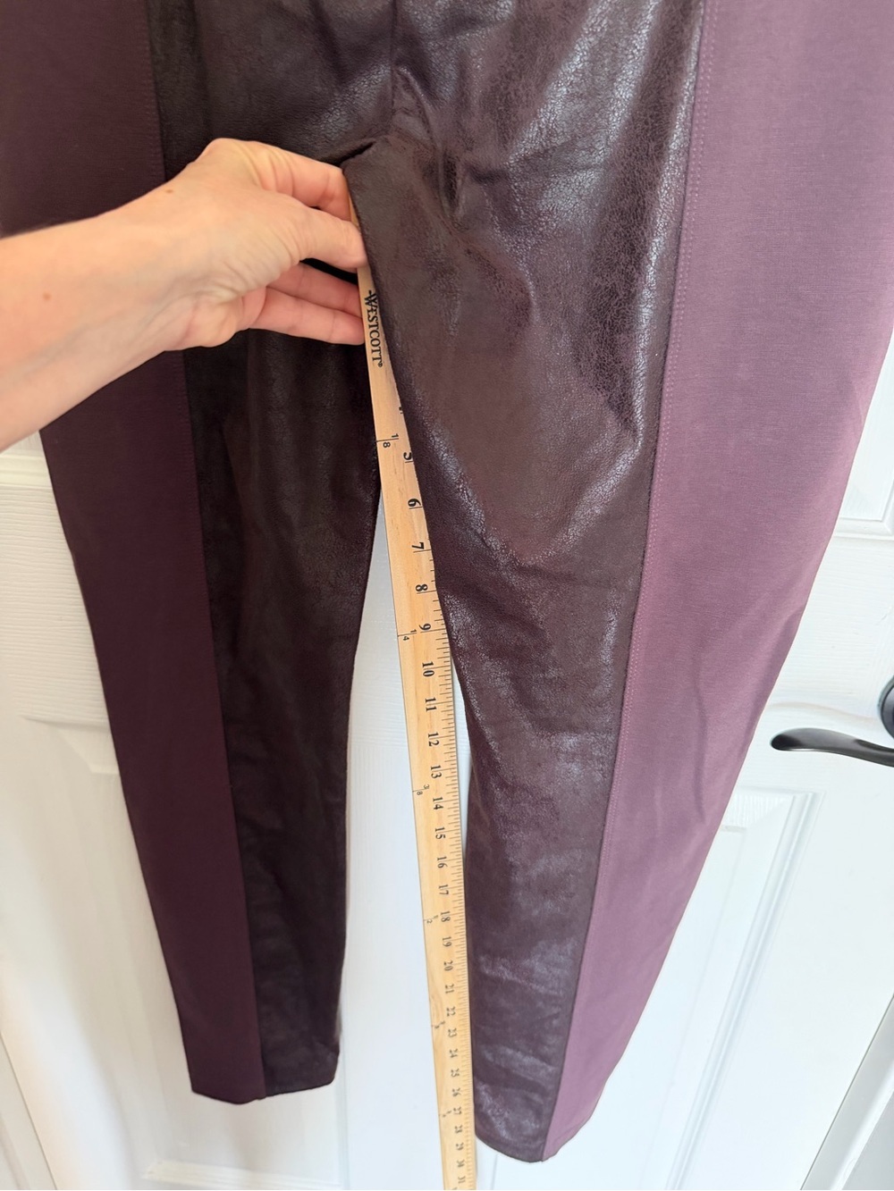 Soft Surroundings Mixed Media Faux Leather Ankle Leggings deep plum/burgundy M - Picture 5 of 8